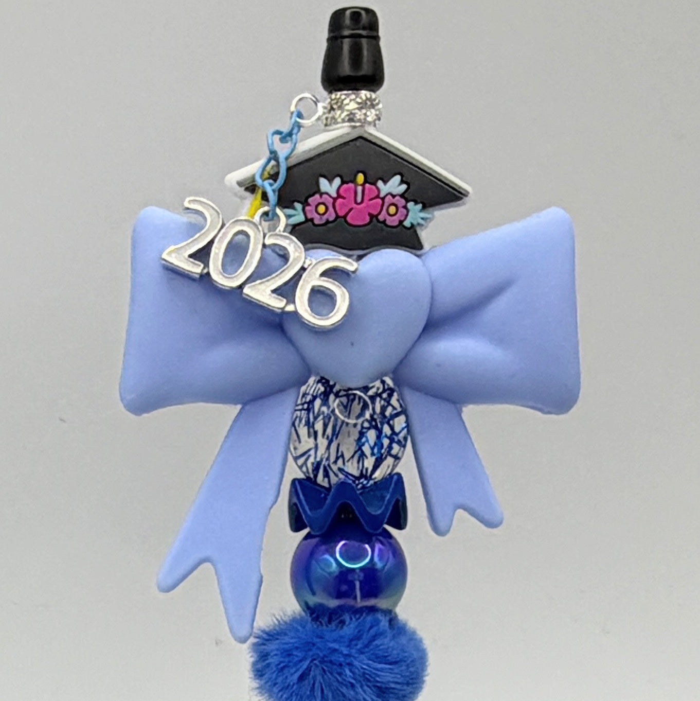 Class of 2026 Graduation Beaded Pens – Bow Graduation Pens – Handmade Senior & Kindergarten Graduation Gifts – Choose Your Style A–H