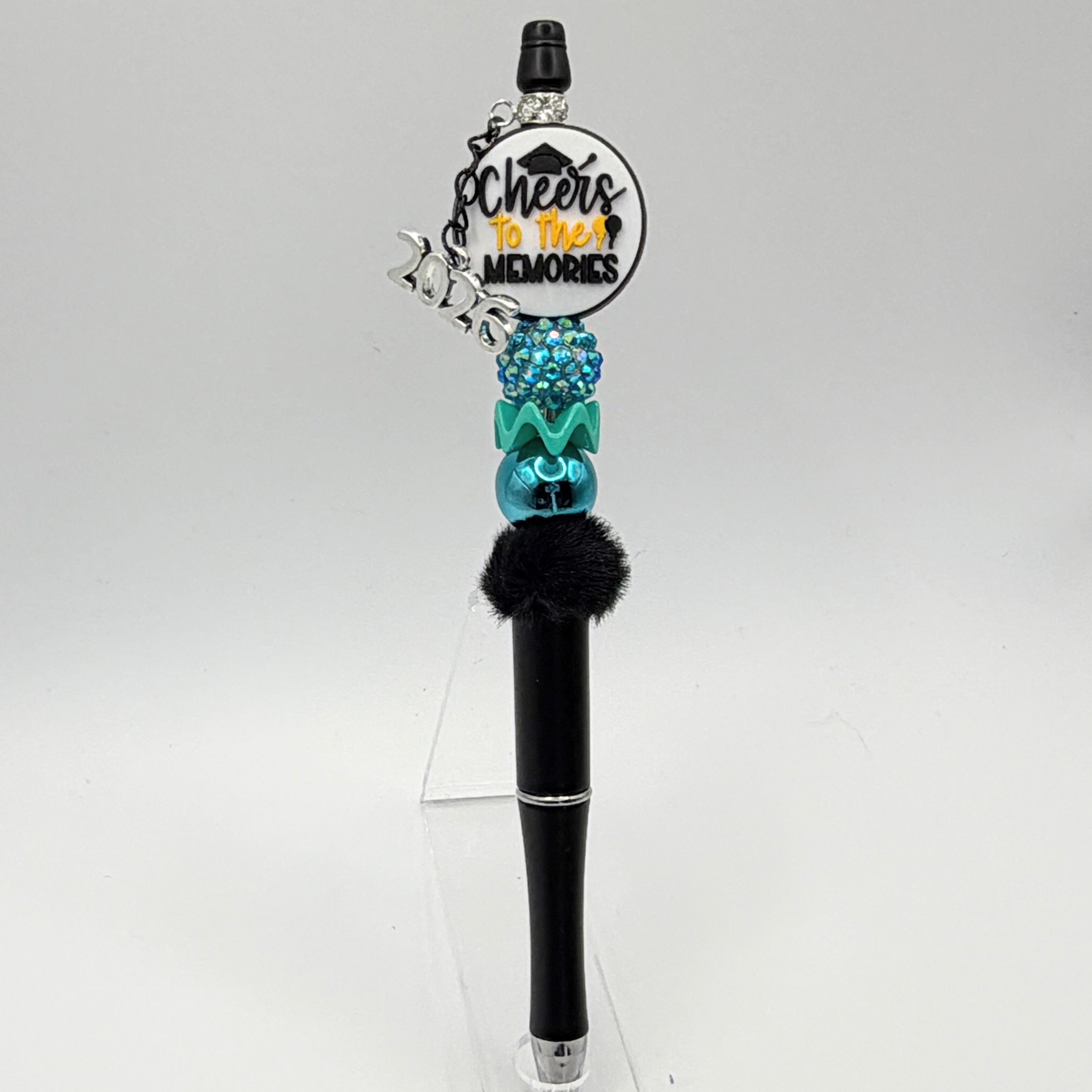Class of 2026 Graduation Beaded Pens – Bow Graduation Pens – Handmade Senior & Kindergarten Graduation Gifts – Choose Your Style A–H