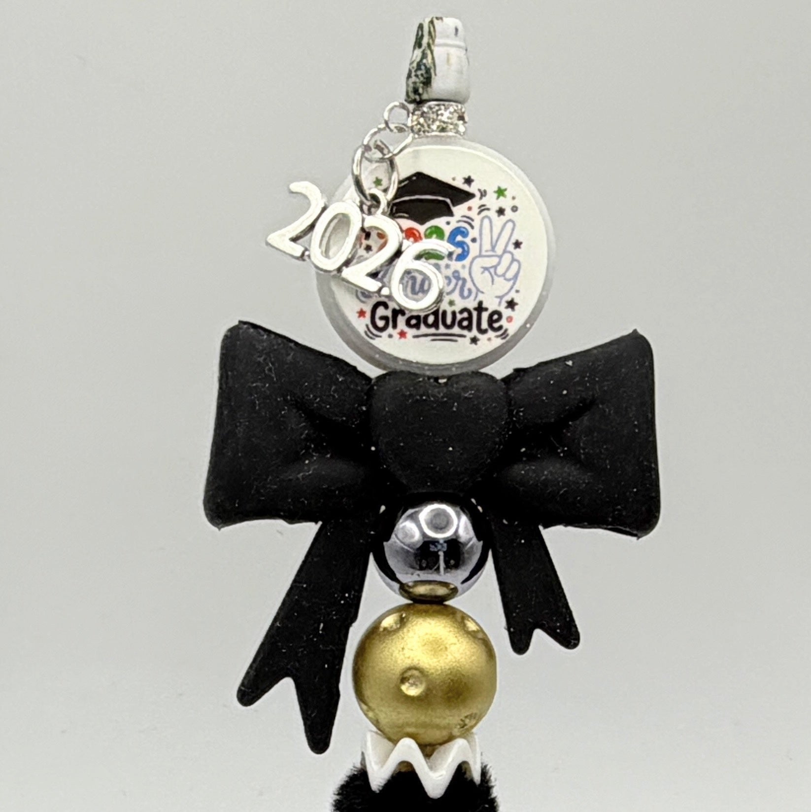 Class of 2026 Graduation Beaded Pens – Bow Graduation Pens – Handmade Senior & Kindergarten Graduation Gifts – Choose Your Style A–H