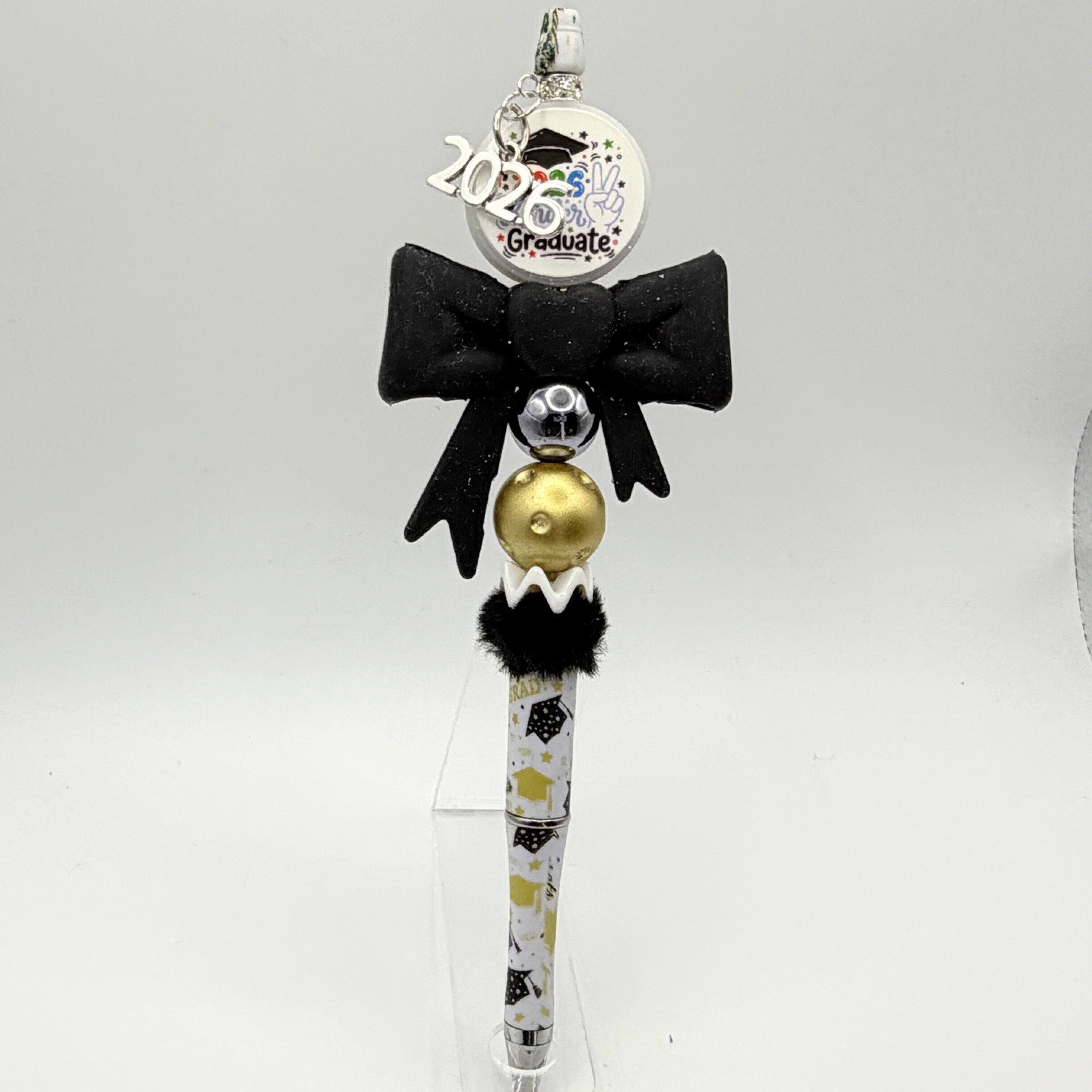Class of 2026 Graduation Beaded Pens – Bow Graduation Pens – Handmade Senior & Kindergarten Graduation Gifts – Choose Your Style A–H